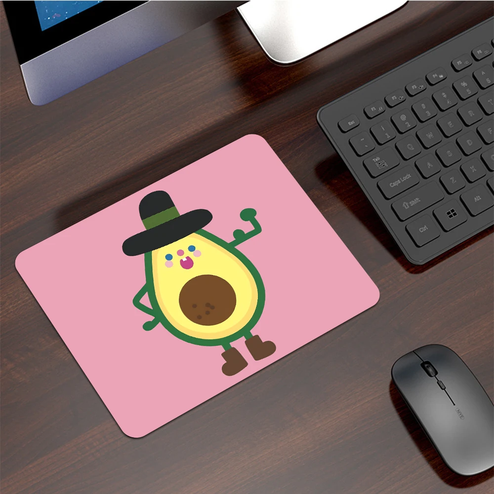 

Riuuc Your Own Mats Avocado Aesthetic Fruit Office Mice Gamer Soft Mouse Pad Top Selling Wholesale Gaming Pad mouse