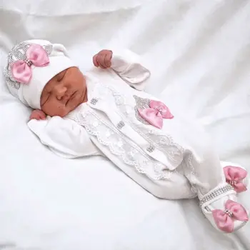 4pcs Take me Home Romper Set Baby Blanket Hat Gloves Shoes Set 39 week Pregnant Woman Photographyh Royal Crown Jewelry Suit