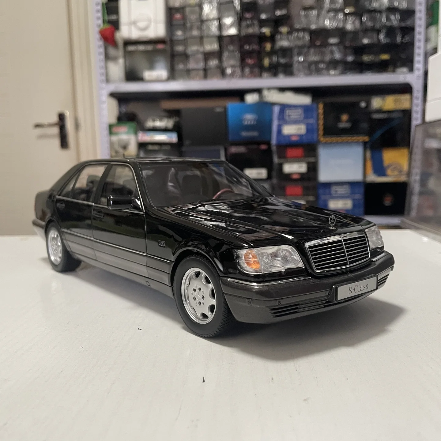 ノレブ ダイキャスト 1/18スケール ベンツ W140 S600 後期型 Sクラス