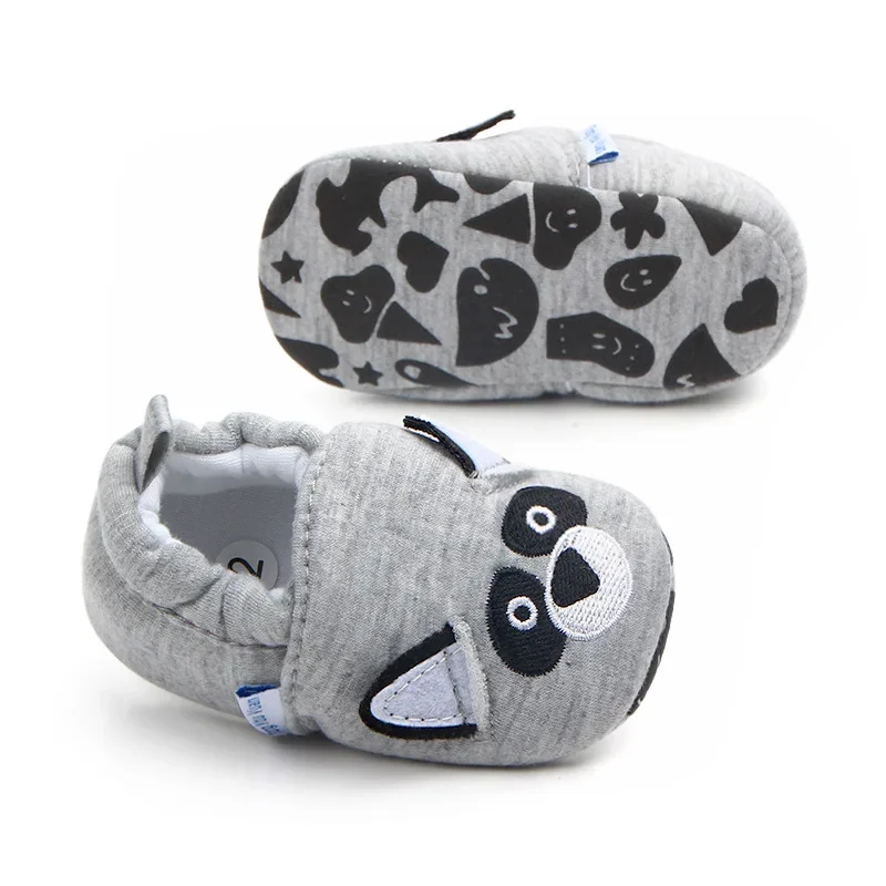 Winter Newborn Baby Birth Shoes Cute Animal Bear Elk Pattern Anti-slip Shoes for Baby Star Crib Babies