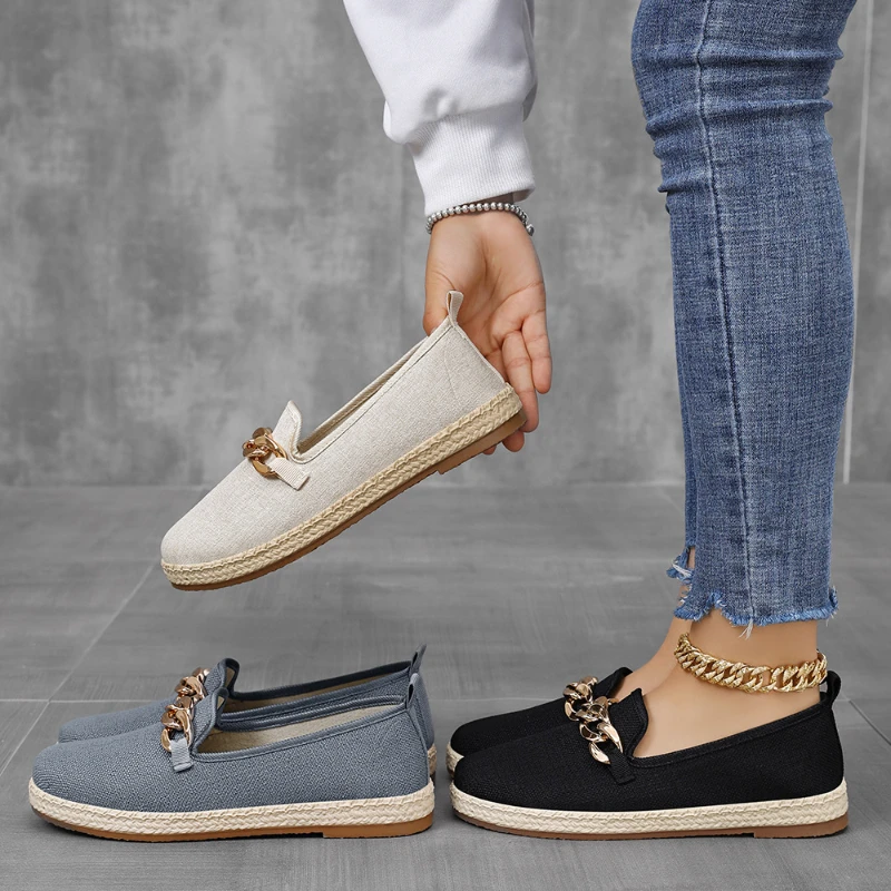 Female 2024 Spring New Daily Flat Bottom Canvas Shoes with Soft and Comfortable Meat, One Step Single Shoes for Leisure Use