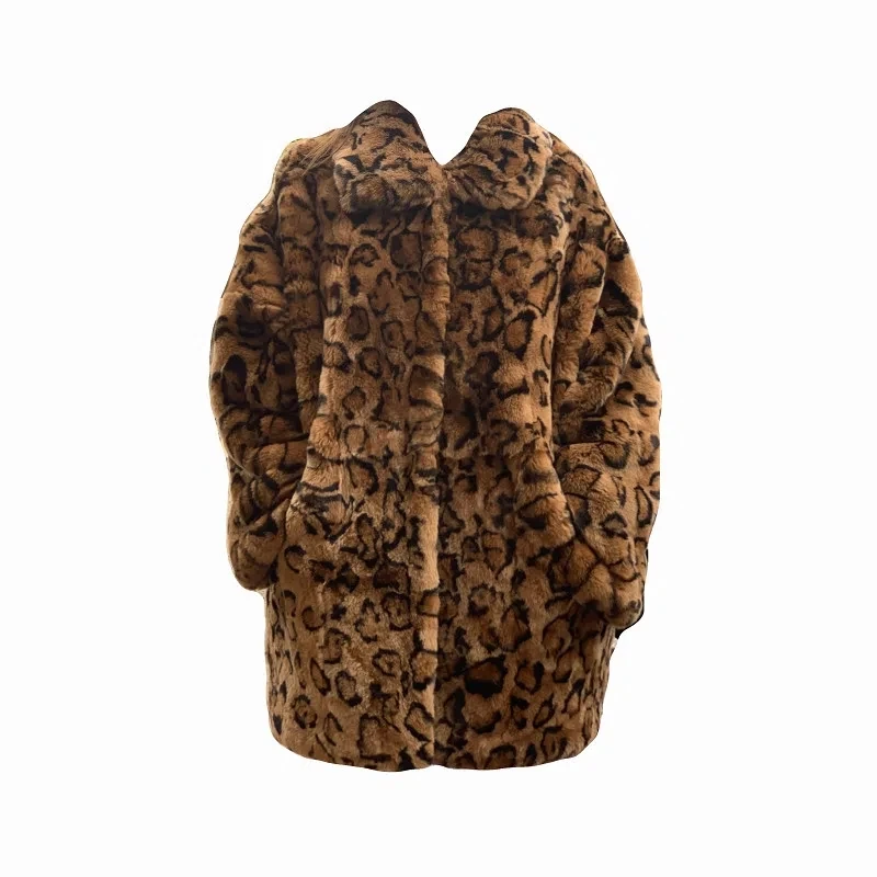 Haining Fashion Fur Coat Femminile Leopard-Print Imitazione Rex Rabbit Hair Youth Long Temperament Coat Peluche Bavero Inverno Coatfemme