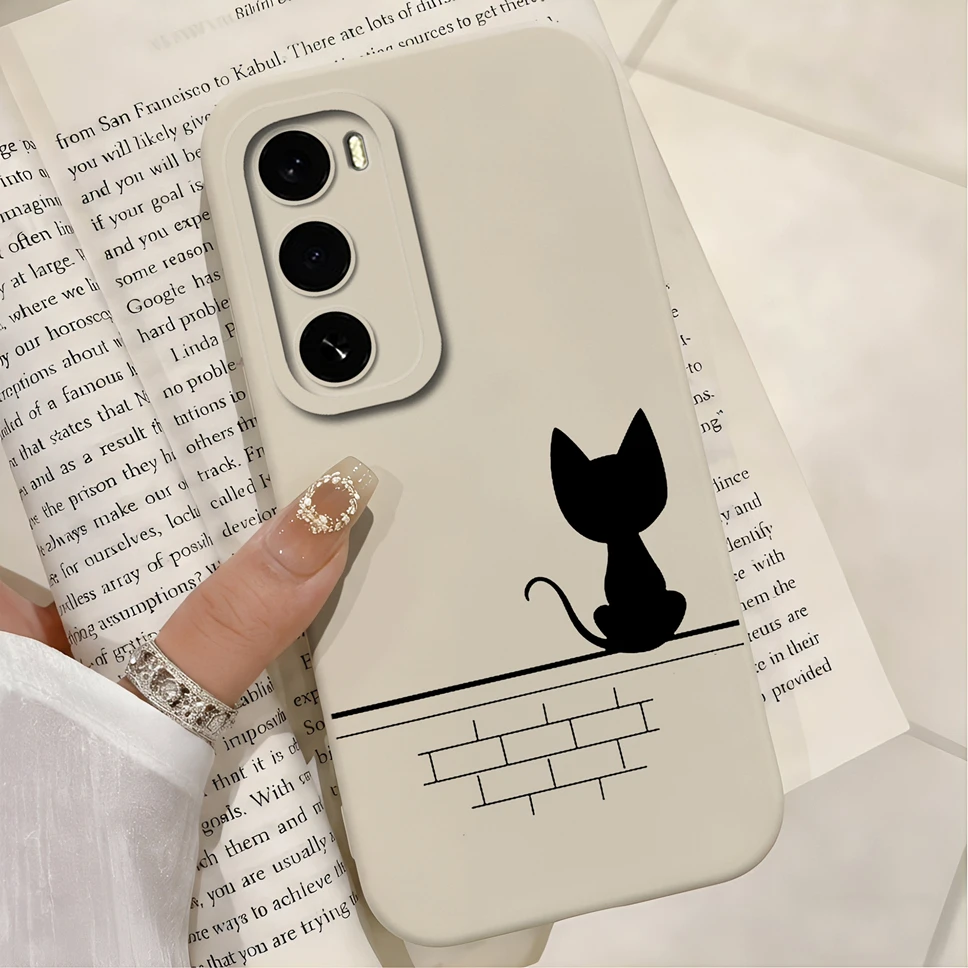Cute Astronaut Cartoon Soft Silicone Shockproof Phone Case in Smooth Finish