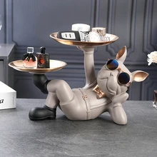Nowy rok 2022 wystrój domu żywicy rzeźba w kształcie psa Butler z metalowa taca Ornament do rękodzieła wystrój Art figurki zwierząt dekoracyjne