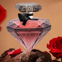 Eau de Parfum 75ml |   Parfum sophistiqué longue durée |   Flacon en forme de diamant pour parfum en spray pour femme, idéal pour offrir 3