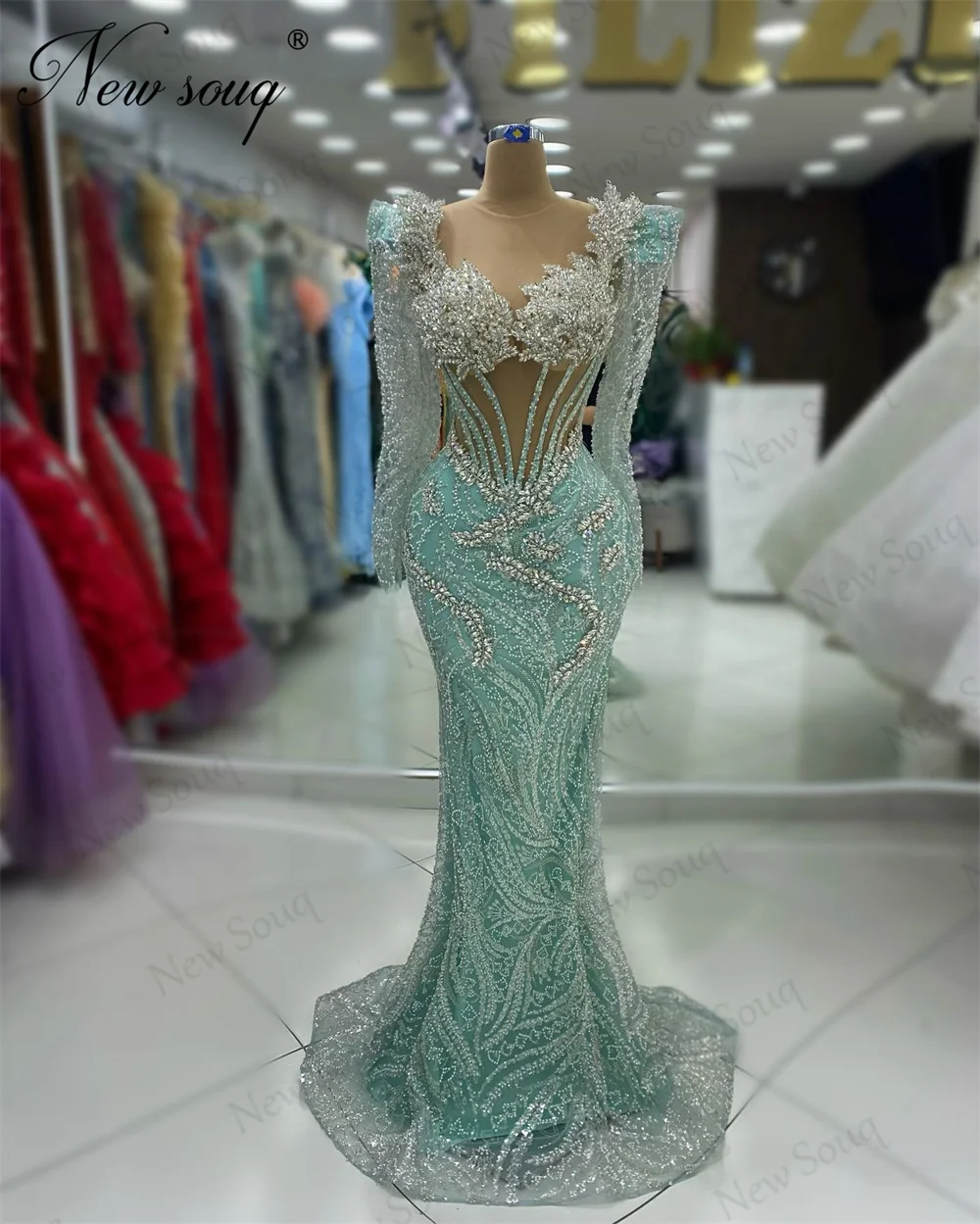 

Celebrity Dresses Arabic Dubai Long Sleeves Beading Crystals Formal Occasion Dress Elegant Wedding Party Gowns Evening Dresses