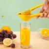 1pc, Multifunctional Citrus Juicer - Manual Hand Squeezer for Lemon, Orange, Grape - Kitchen Gadget for Easy Juicing 3