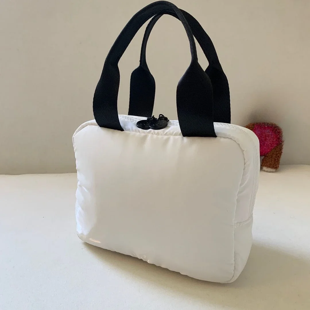 

Косметичка из пуха и хлопка, 20 х15х8 см