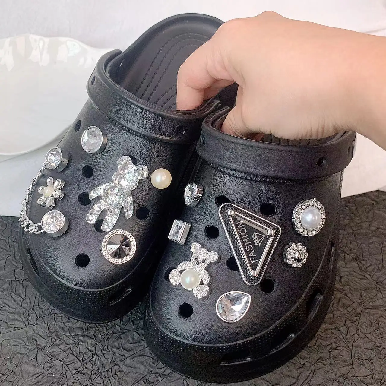 Fashionable Croc Shoe Accessories, 13-Piece Triangle Brand Silver