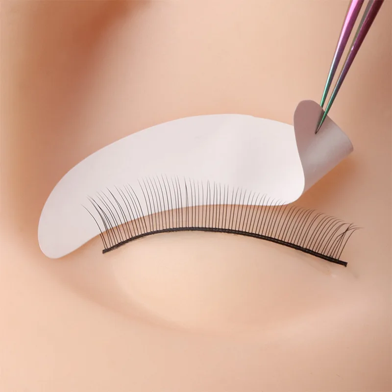 Eyelash Extension Tape Medical Non-woven Fabrics Patches Eyelash Under Eye Pad Lash Lifting Special Eye Patch Makeup Tool 100pcs