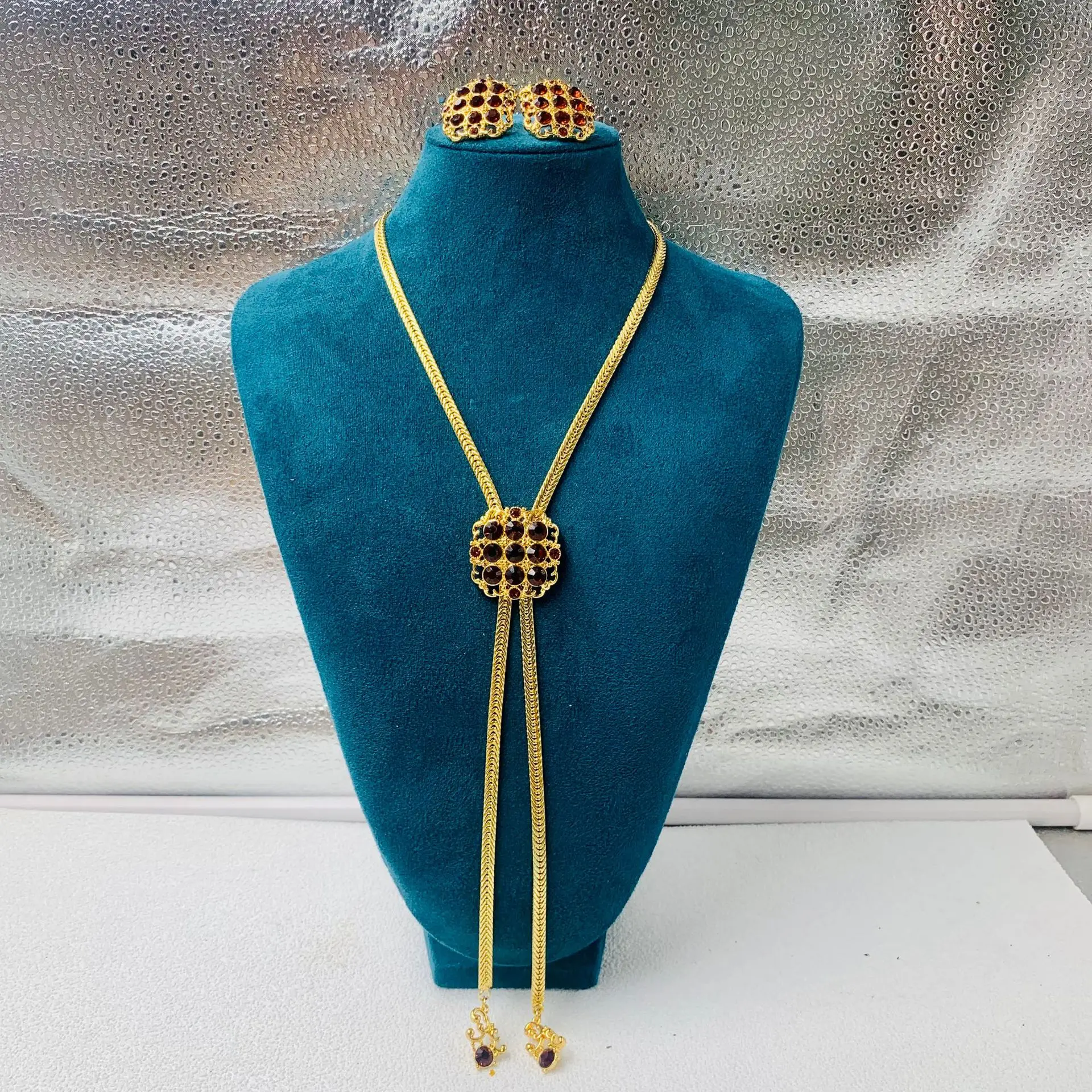 Western Vintage Stretchable Sweater Chain Necklace