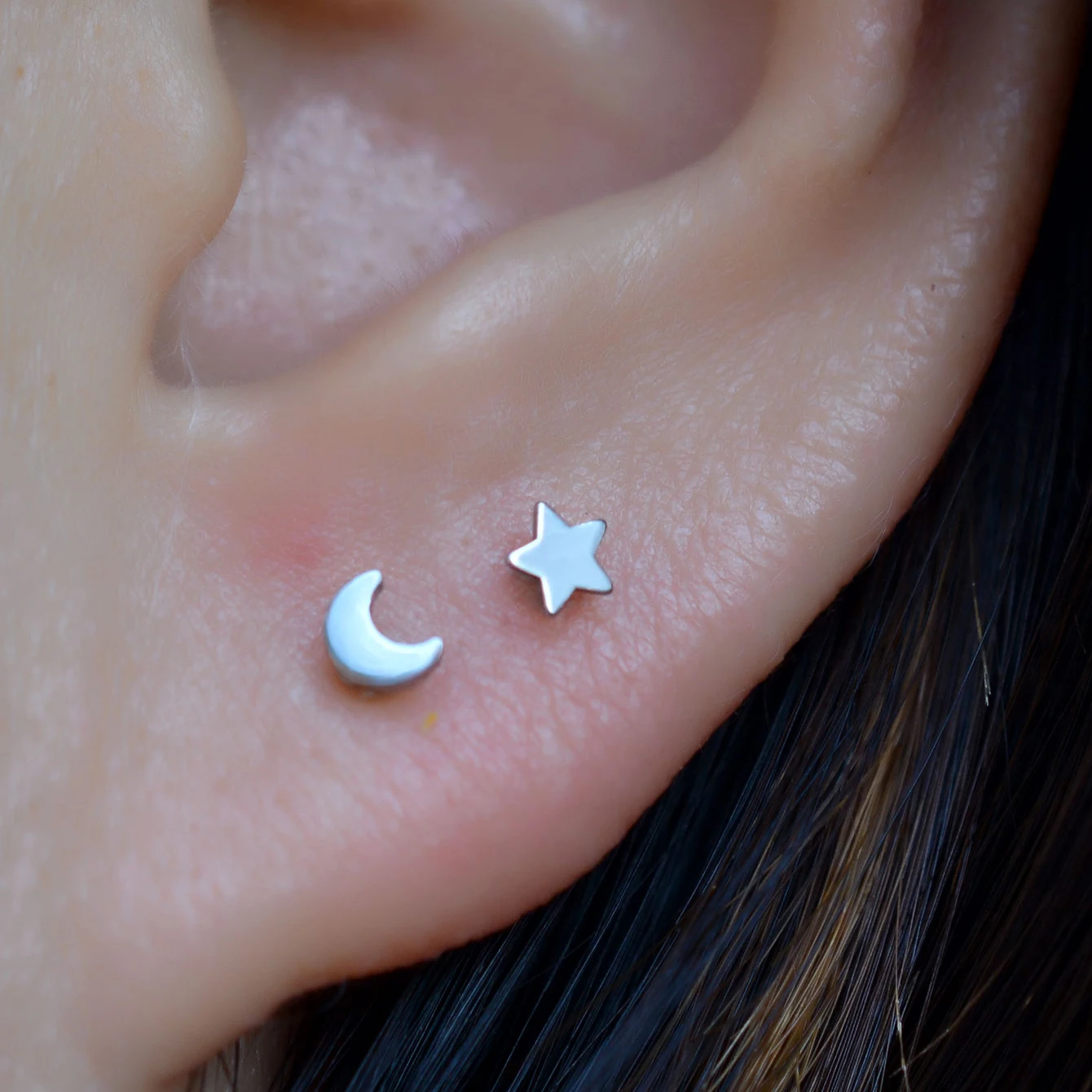 1PC Titan Stahl Tragus Piercing Herz 16G Oreja Mond Stern Stud Piercing Nariz Conch Knorpel Helix Ohrringe Labret Schmuck – Detail 4