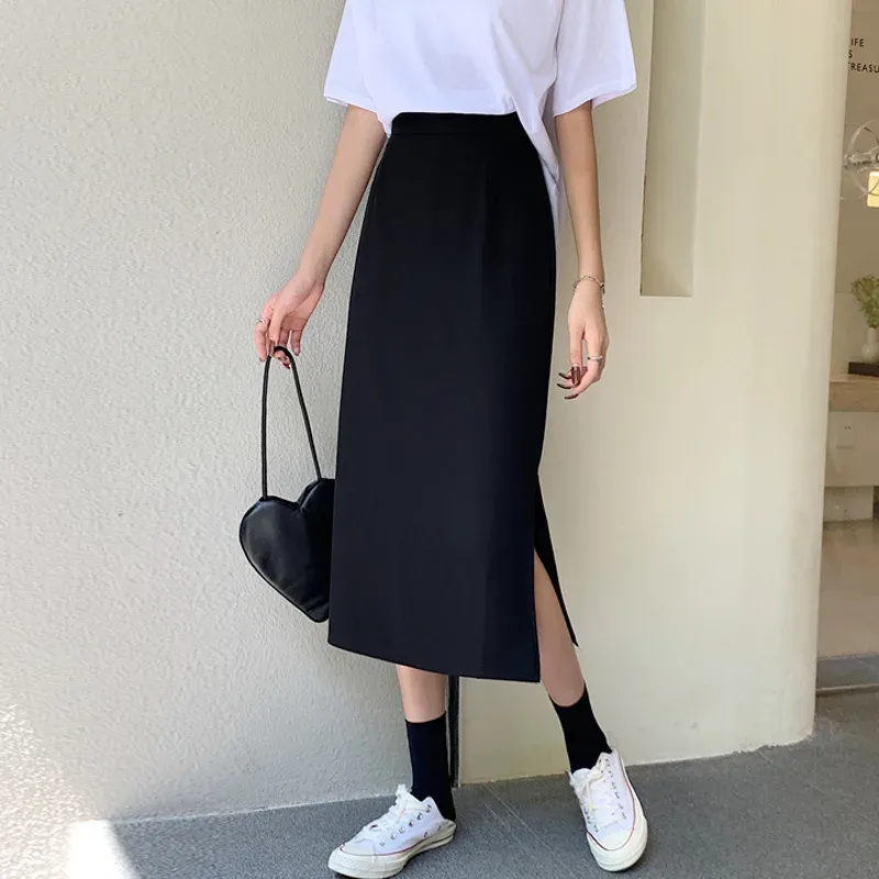 New 2023 Early Autumn A- Line Skirt Women's High-Waisted Side Slit Slimming Medium-Length Black Bodycon Skirt