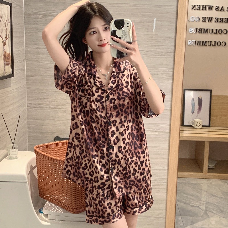 Ice silk thin section suit sexy leopard ladies pajamas summer new short-sleeved shorts lapel girls homewear two-piece set