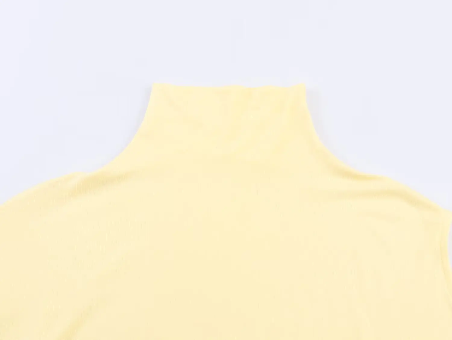 KONDALA Elegante hochgeschlossene asymmetrische Oberteile für Damen – Gelbe High-Street-Tops, Neu 2026 Sommermode, Romantische Urlaubs-Damenoberteile – Detail 4