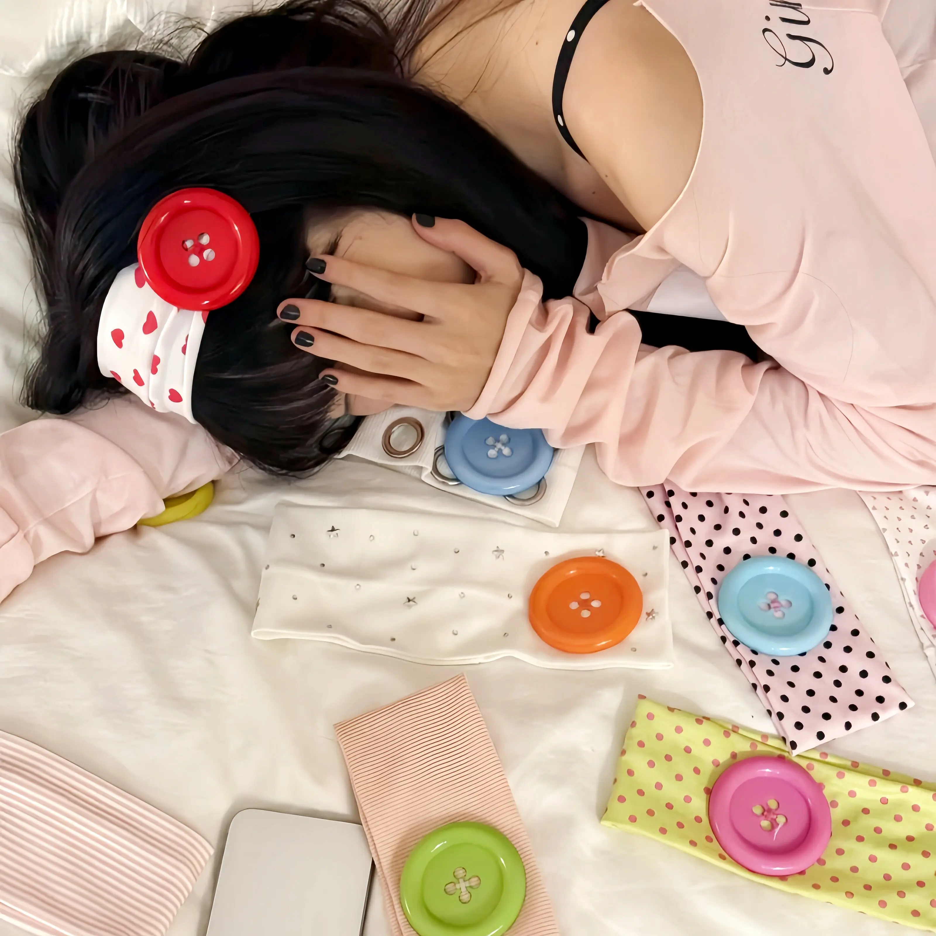 Vintage Women's Polka Dot Button Headband Spicy Girl Ins Y2K Japanese Trendy Headband Sweet Cool Sports Yoga Headband 3