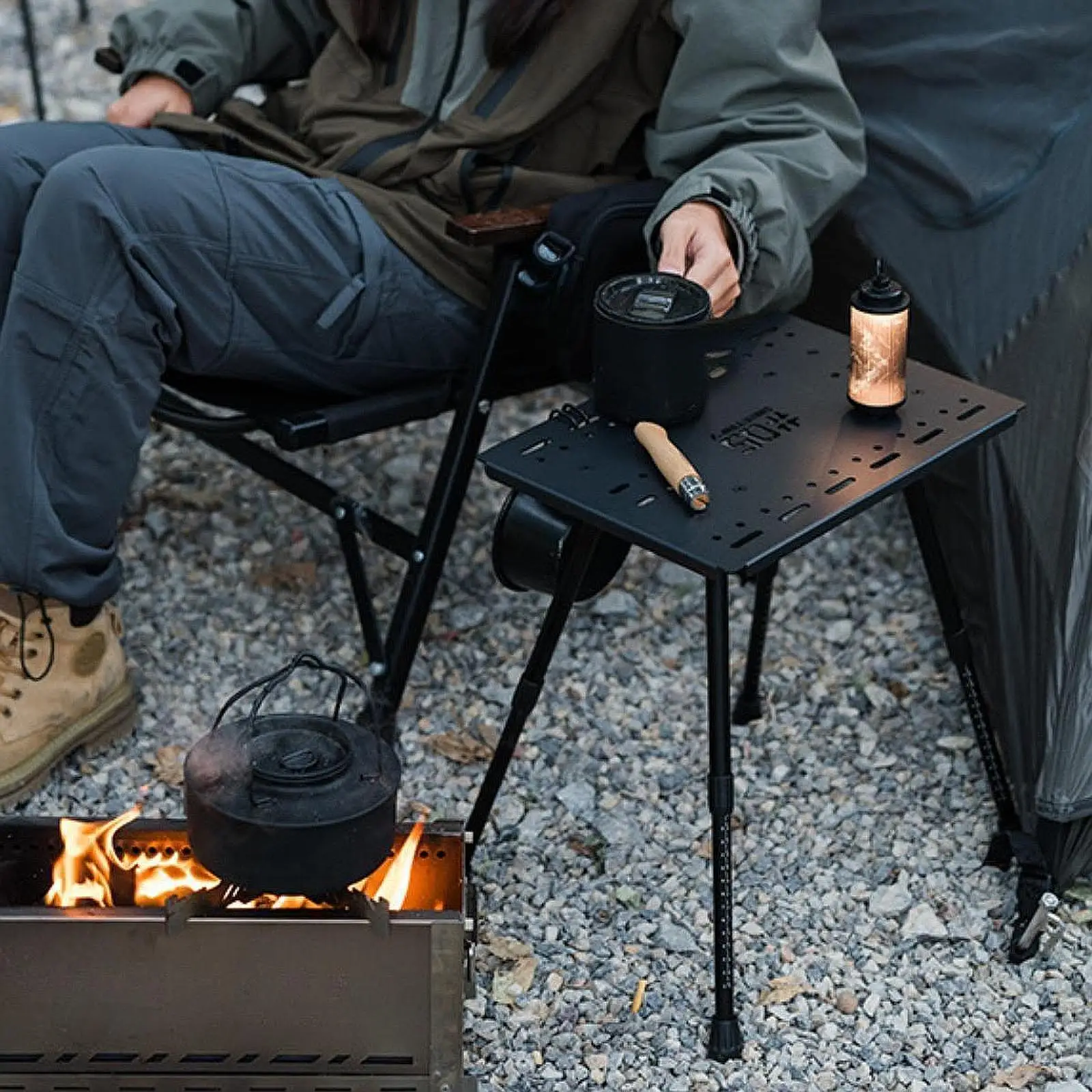 Camping Table Compact Lightweight Sturdy Folding Table for Patio BBQ Picnic 4