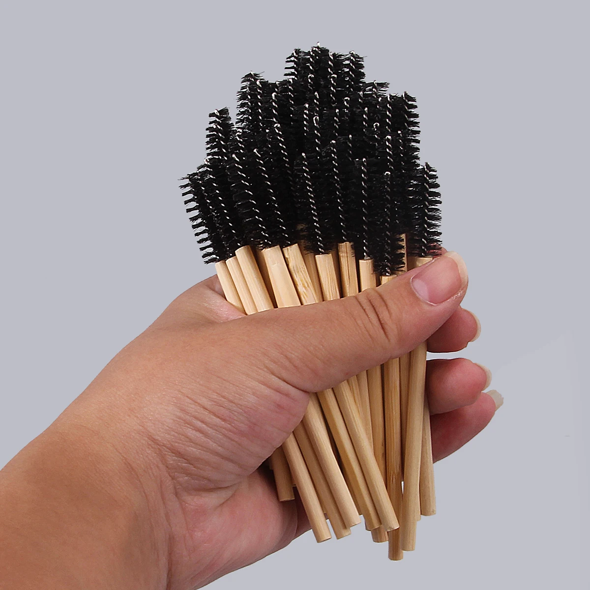 50PCS 대나무 손잡이 마스카라 브러쉬, 나선형 마스카라 브러쉬, 눈썹 컬링 브러쉬, 접목 및 이식 가짜 마스카라
