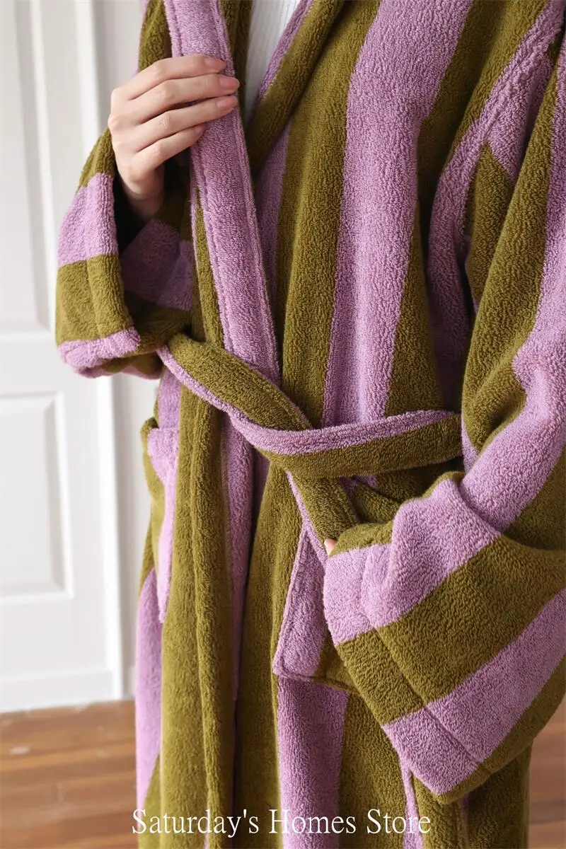 Description Picture 5 of itemStriped Color ,atching Hooded Bathrobe, Pure Cotton Combed Cotton Jump Color Couple Towel, Absorbent Bathrobe