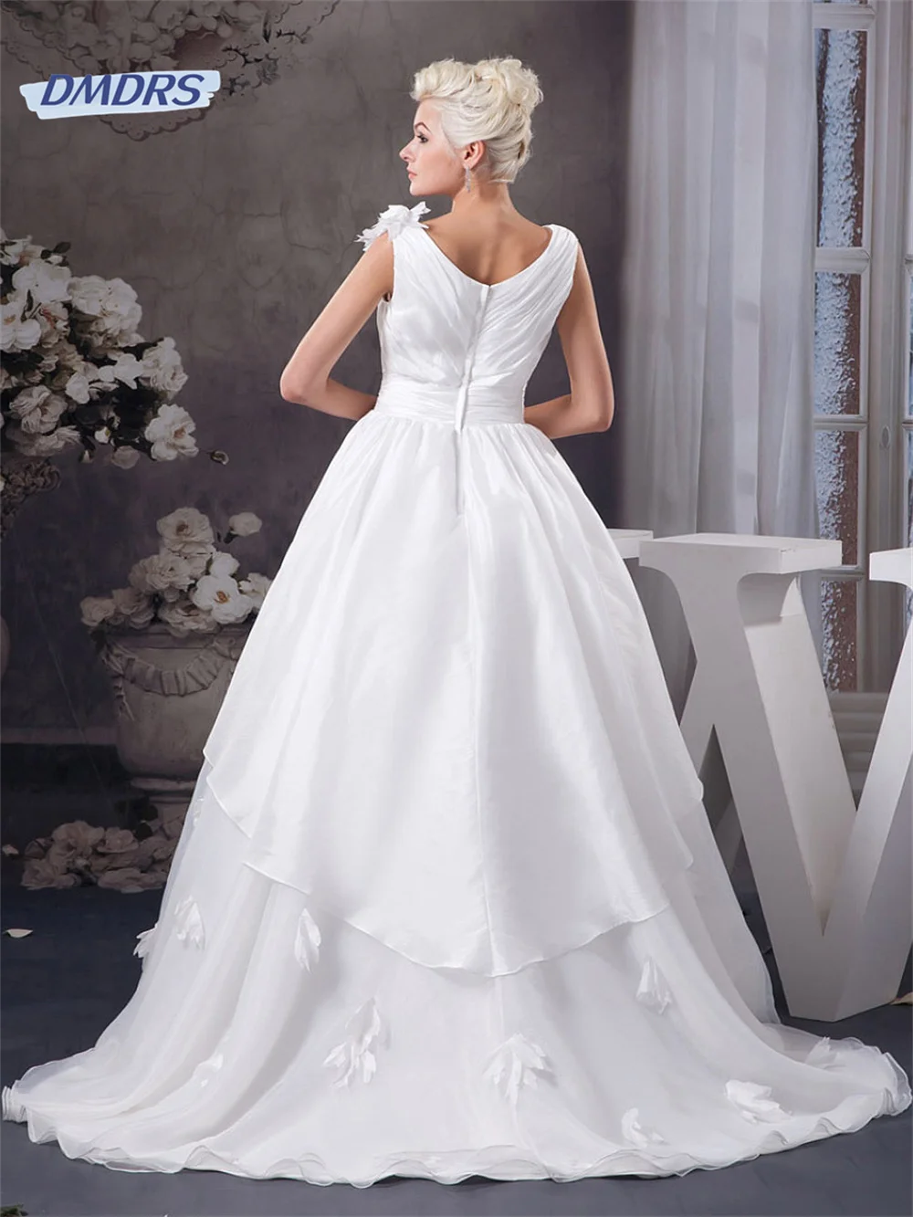 Рисунок 2 - Женское свадебное платье It's yiiya