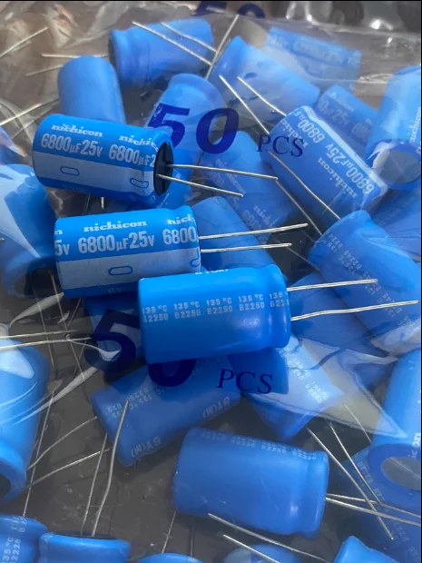 30pcs/lot nichicon 6800UF 25V BY (BT upgrade)18x30mm high temperature resistant 135 ℃ Electrolytic capacitor free shipping 2pcs 10pcs nichicon kg type i 35v 6800uf 35v 22x40mm 85° capacitors pitch 10mm audio filtering electrolytic capacitors