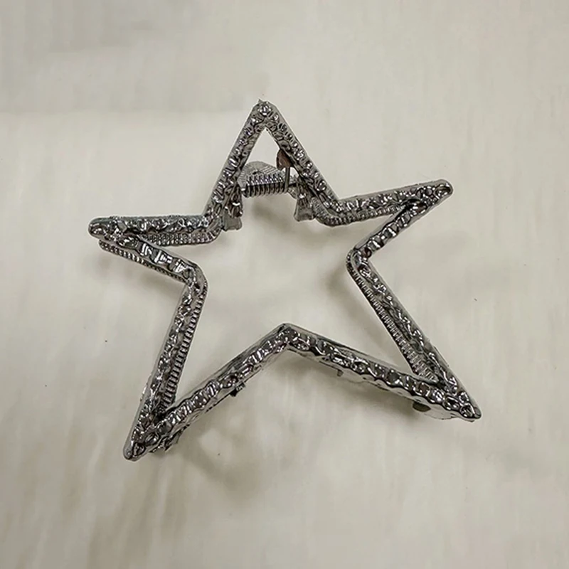 Рисунок 4 - Корейские заколки для волос со