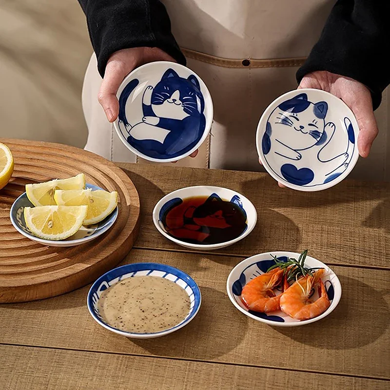Japanese Lucky Cat Ceramic Sauce Dish - Mini 10cm Dessert Plate