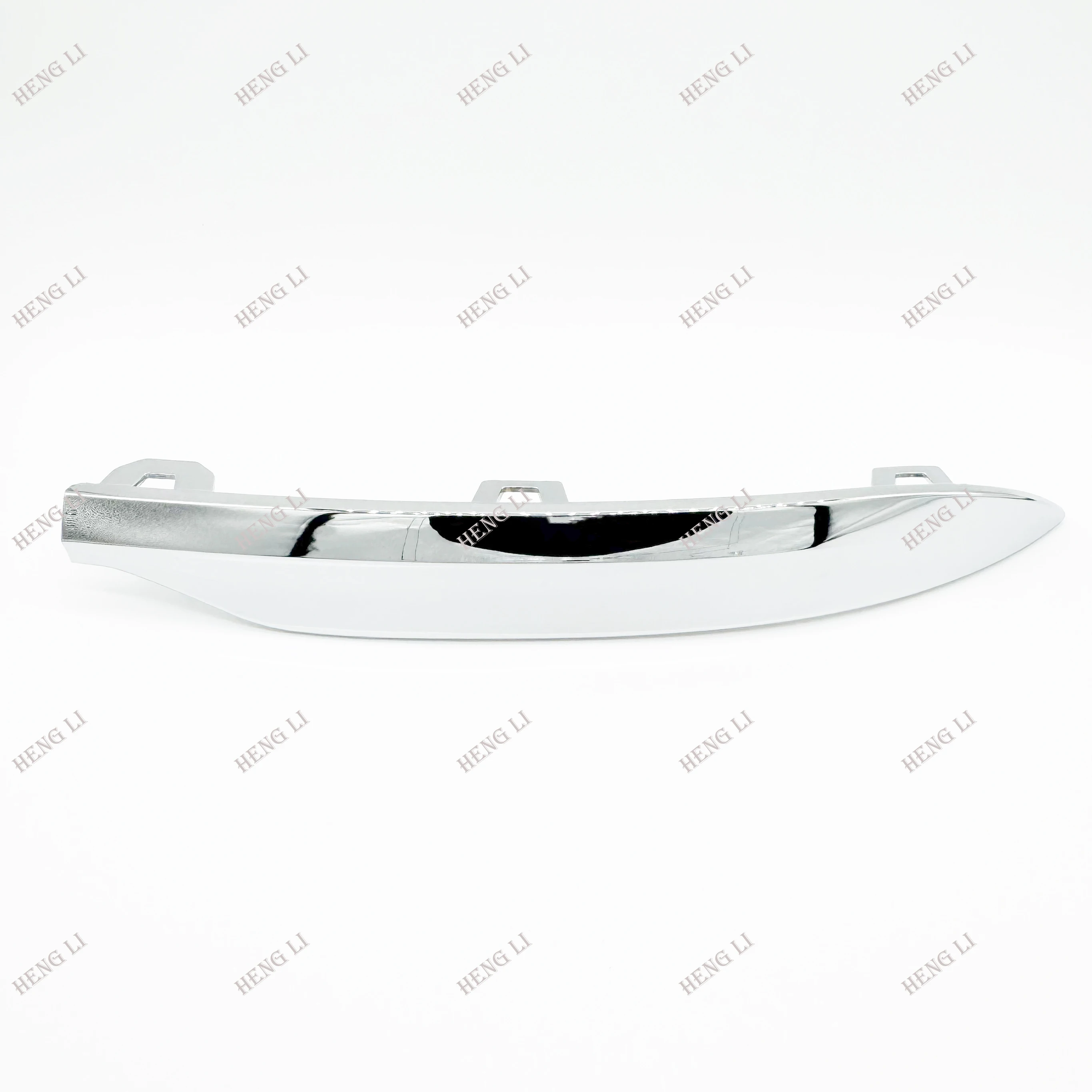 32227902 LH 32227903 RH Rear bumper light strip for Volvo XC60 22- Rear bumper light decorative strip HengliAuto Par