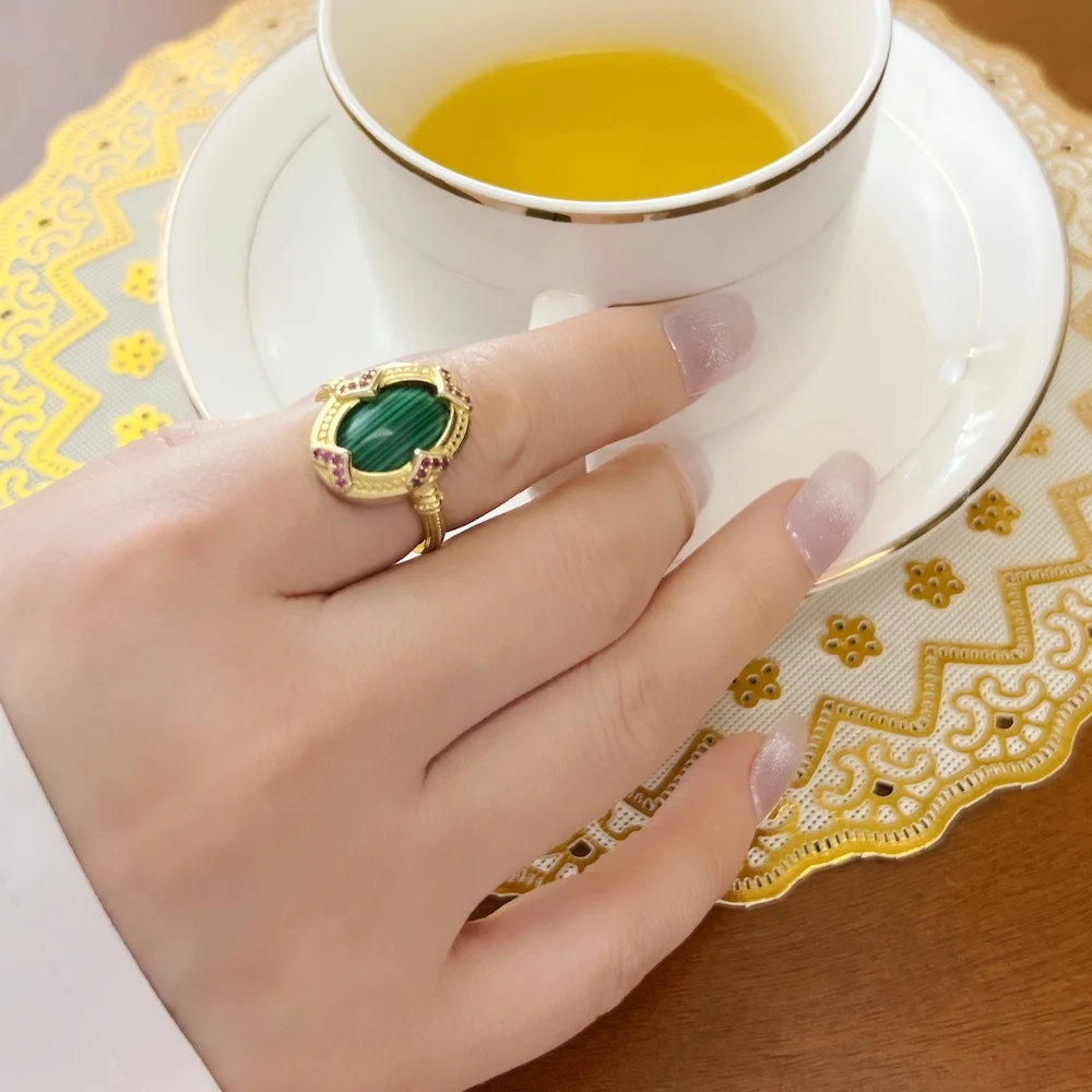Eleganter Ring, ovaler grüner Stein, Gold, europäischer Stil, edler Schmuck für Frauen, Sommer, brandneues Vintage-Geschenk aus 925er Sterlingsilber – Detail 5