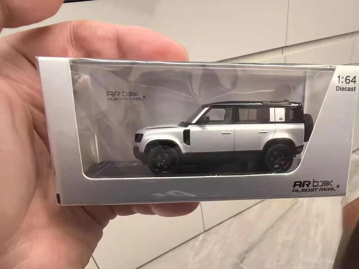 1:64 Land Rover Defender 90 Model Defender 110 2023 commemorative