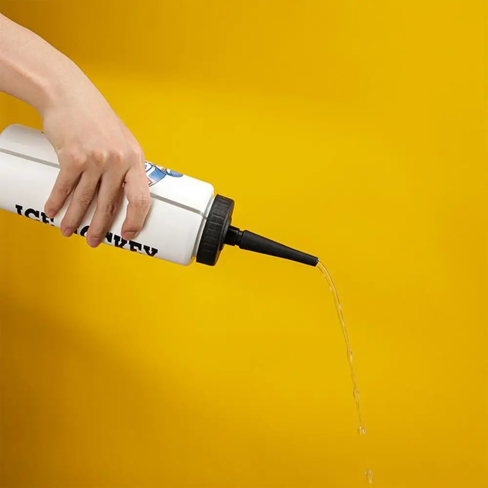 Description Picture 6 of item1PC 1000ML Ice Hockey Water Bottle Portable Large Capacity Football Bottle Classic Extended Tip Design Sports Gear