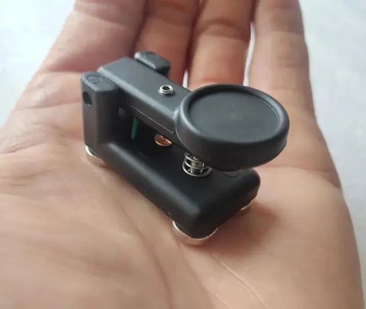 CW Morse Code Manual Key - Magnetic Base Portable Practice Key For Shortwave Radio (Black, QU-4525)
