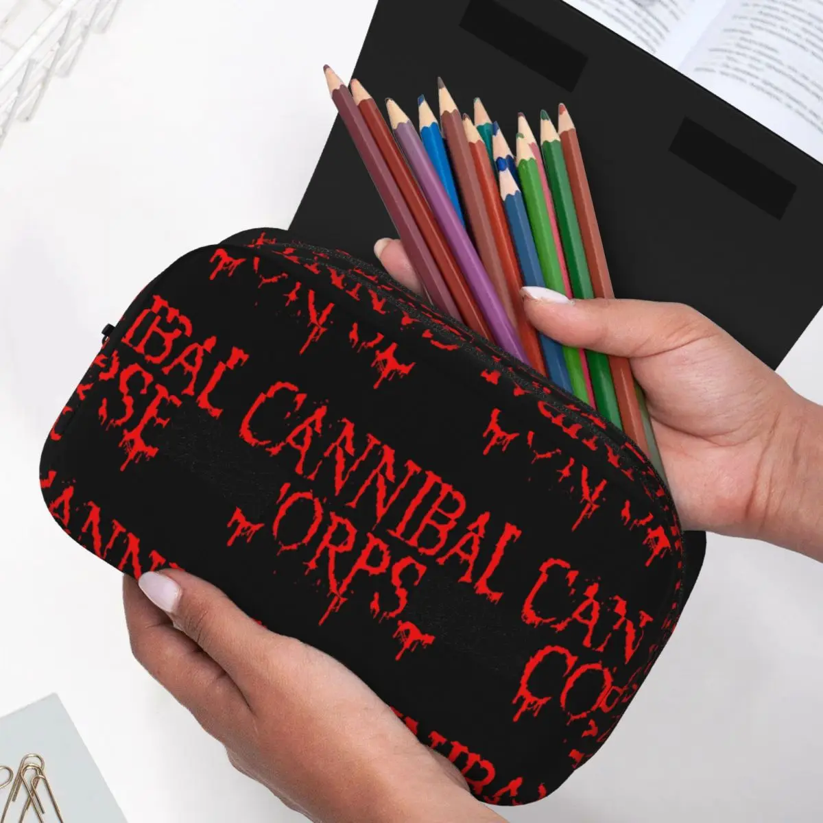 Cannibal Corpse 데스 메탈 밴드 연필 케이스 연필 파우치 하드 쉘 가죽 대용량 펜 박스 학생 선물용 연필 가방