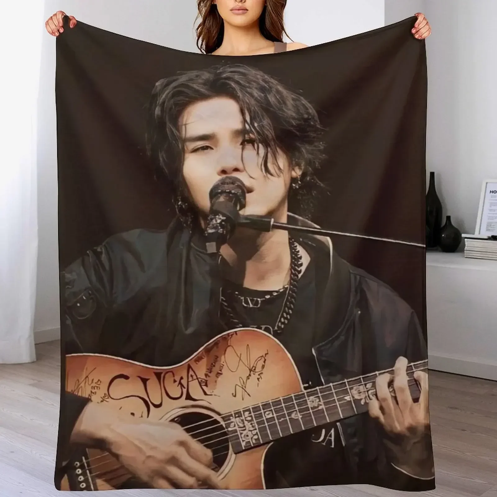 Min Yoongi concert Throw Blanket Blankets Sofas Of Decoration Decorative Sofas sofa bed Blankets throw blanket 4