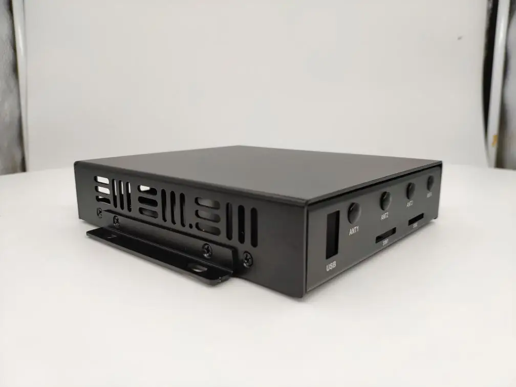 RBM33G-Special-aluminum-alloy-shell-MikoTik-RBM33G-mainboard