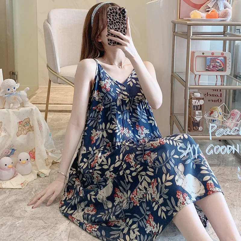 Navy mimosa 1686 button