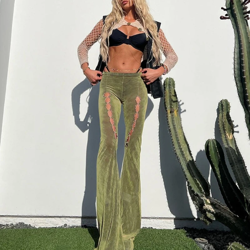 Рисунок 3 - Брюки-клеш Женские эластичные с заниженной талией