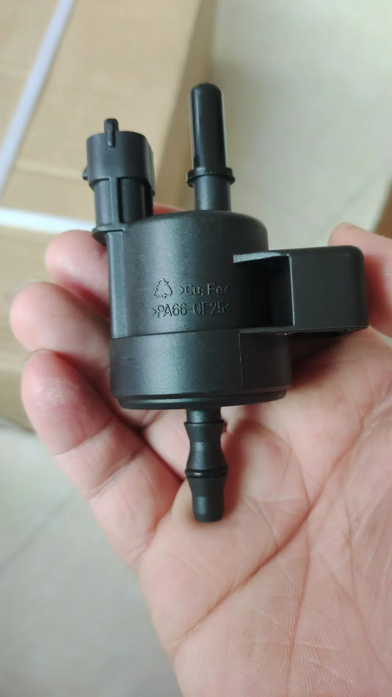 Vapor Canister Purge Solenoid Valve 55576071 0280142504 0280142505 for Buick-Encore Chevrolet-Cruze Trax-Vauxhall-Opel 1.4 Turbo