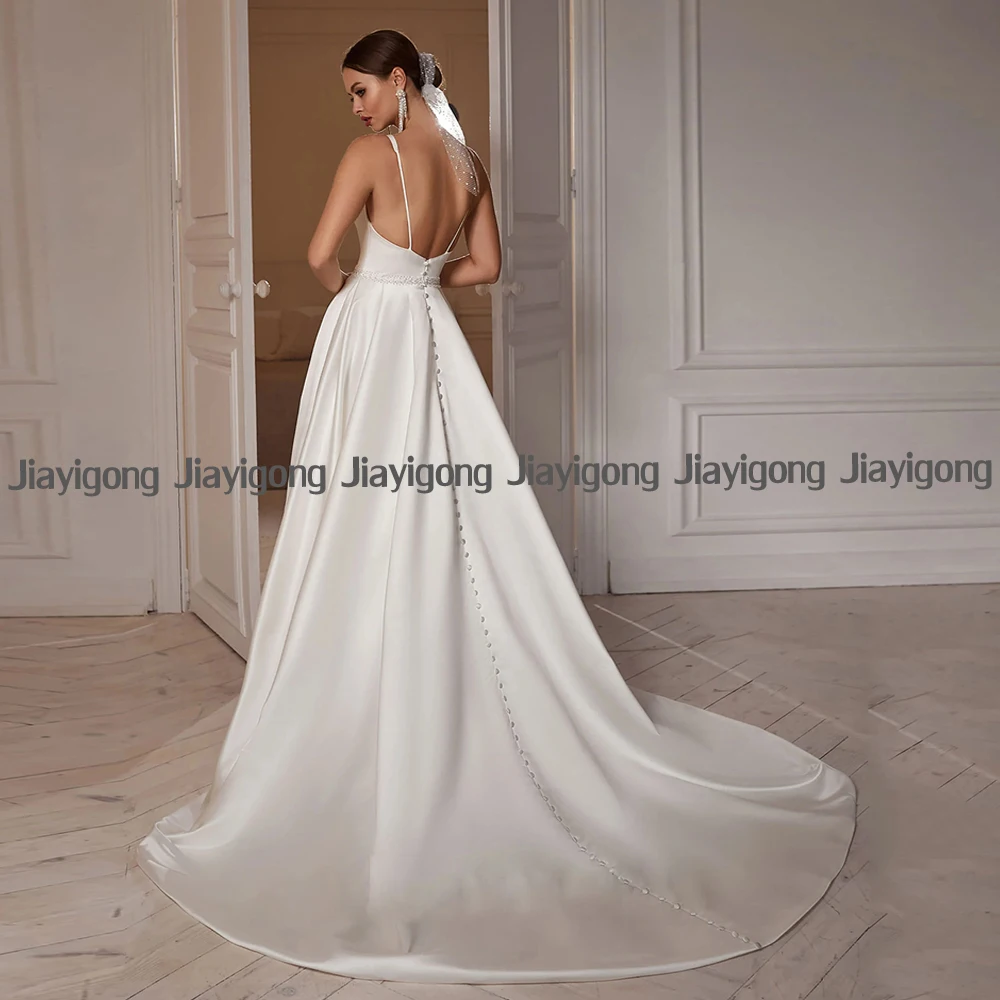 Рисунок 5 - Женское атласное свадебное платье It's yiiya