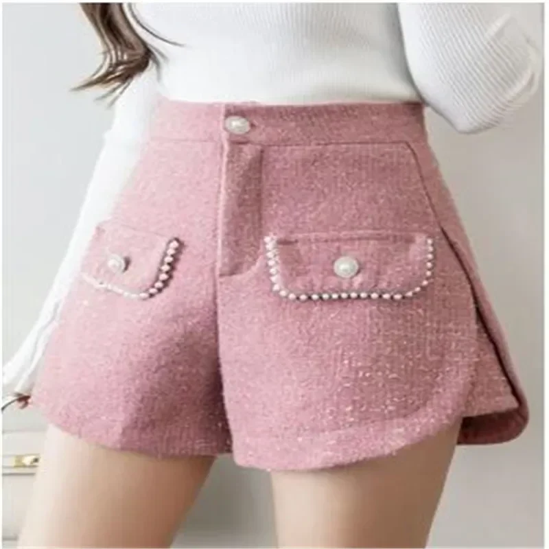 Elegant Shorts for Women Pearls Beading Fake Pocket Korean Women Shorts Pink White Black Woolen Shorts Women Wide Leg Slit