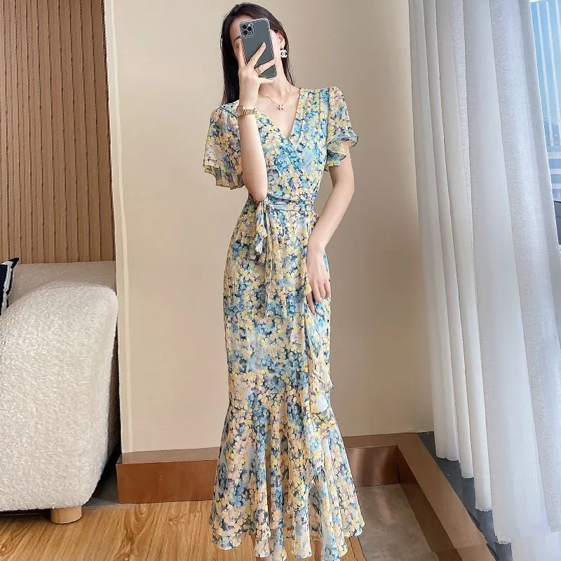 2024-new-floral-fishtail-women-dress-summer-long-dress-slim-fit-body-shaping-sexy-fashionable-cozy-short-sleeved-long-dress