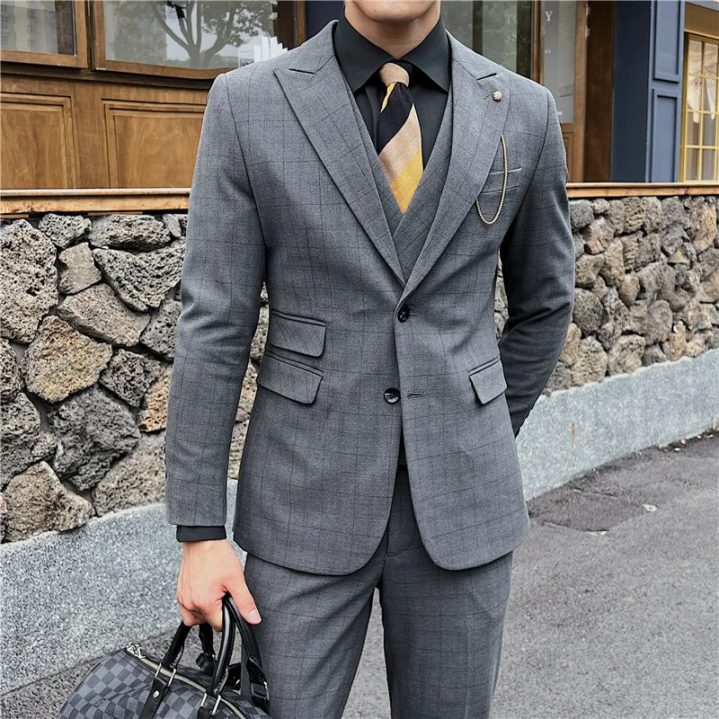 6980 Slim fit men's two button plaid suit