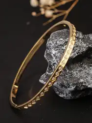 Elegant 18K Gold - Plated Geometric Rhinestone Bracelet - Fashionable & Versatile Women's Jewelry (WHITE)