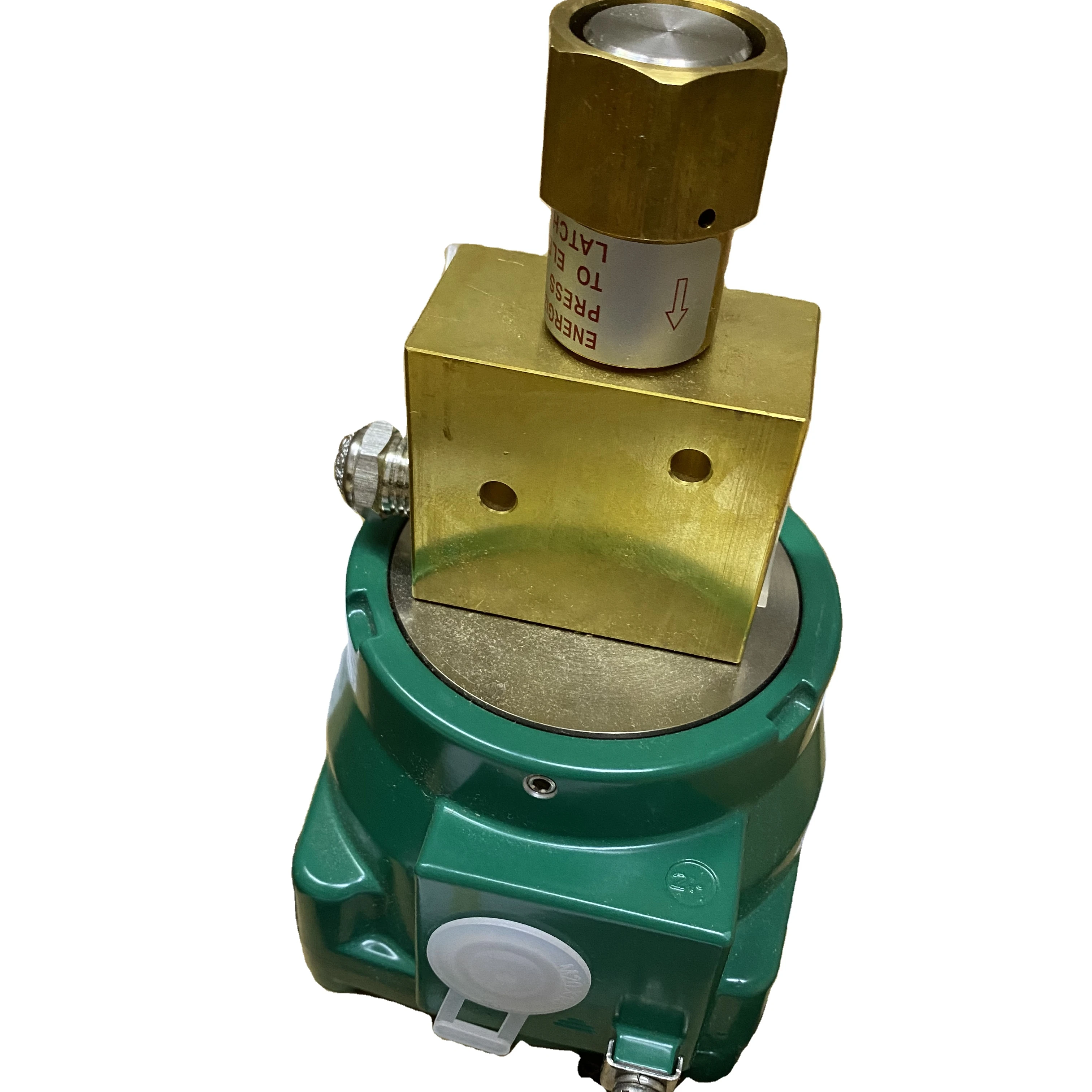 

Электромагнитный клапан с прямым управлением Emerson nf8327basco 231