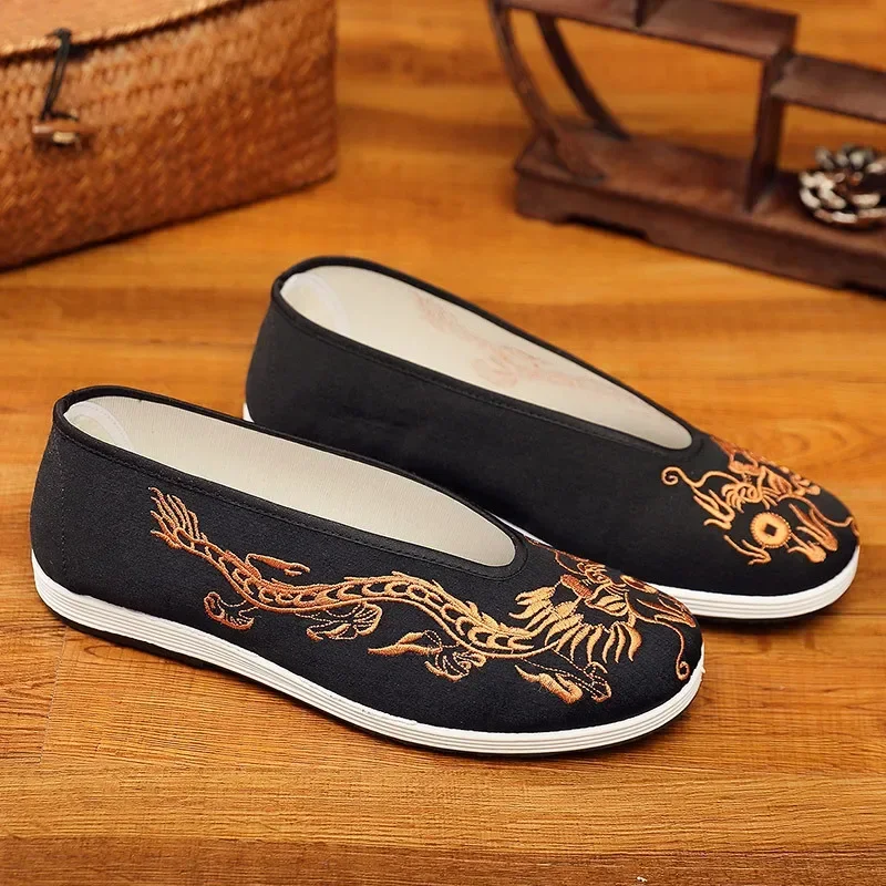 Cloth Shoes Men Old Beijing  Soft Sole Chinese Embroidery Men Shoes Chinese Style Yellow Black Dragon Round Mouth Cloth Shoes 2