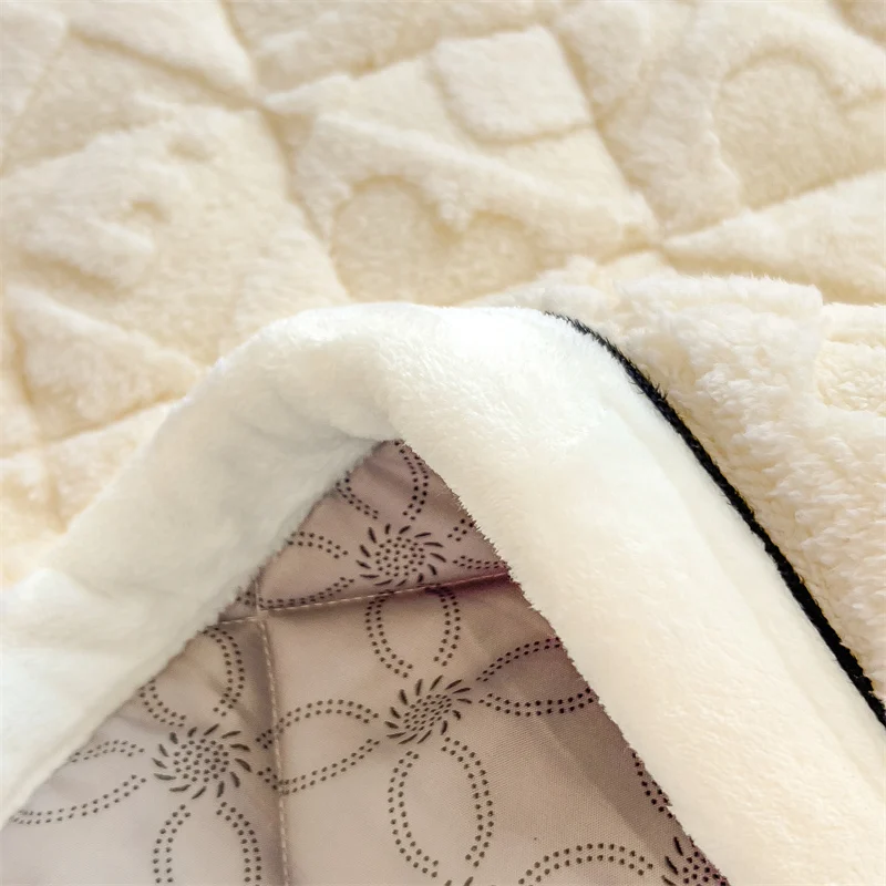 Jacquard Mattress Velvet Bed Mat Cover Warm Bedsheet Simple Style Mattresses Home Topper Mattress топпер матрас (No Pillowcase)