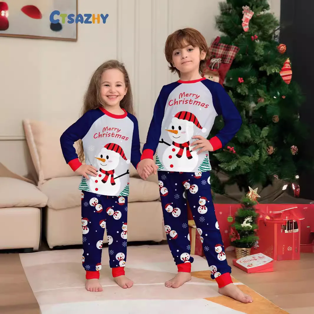 thumbnail image 5 of Conjunto de pijamas familiares de Feliz Navidad, ropa a juego para madre, padre, niño y perro, ropa de dormir con estampado de muñeco de nieve de dibujos animados, look navideño para el hogar, 5 of 5