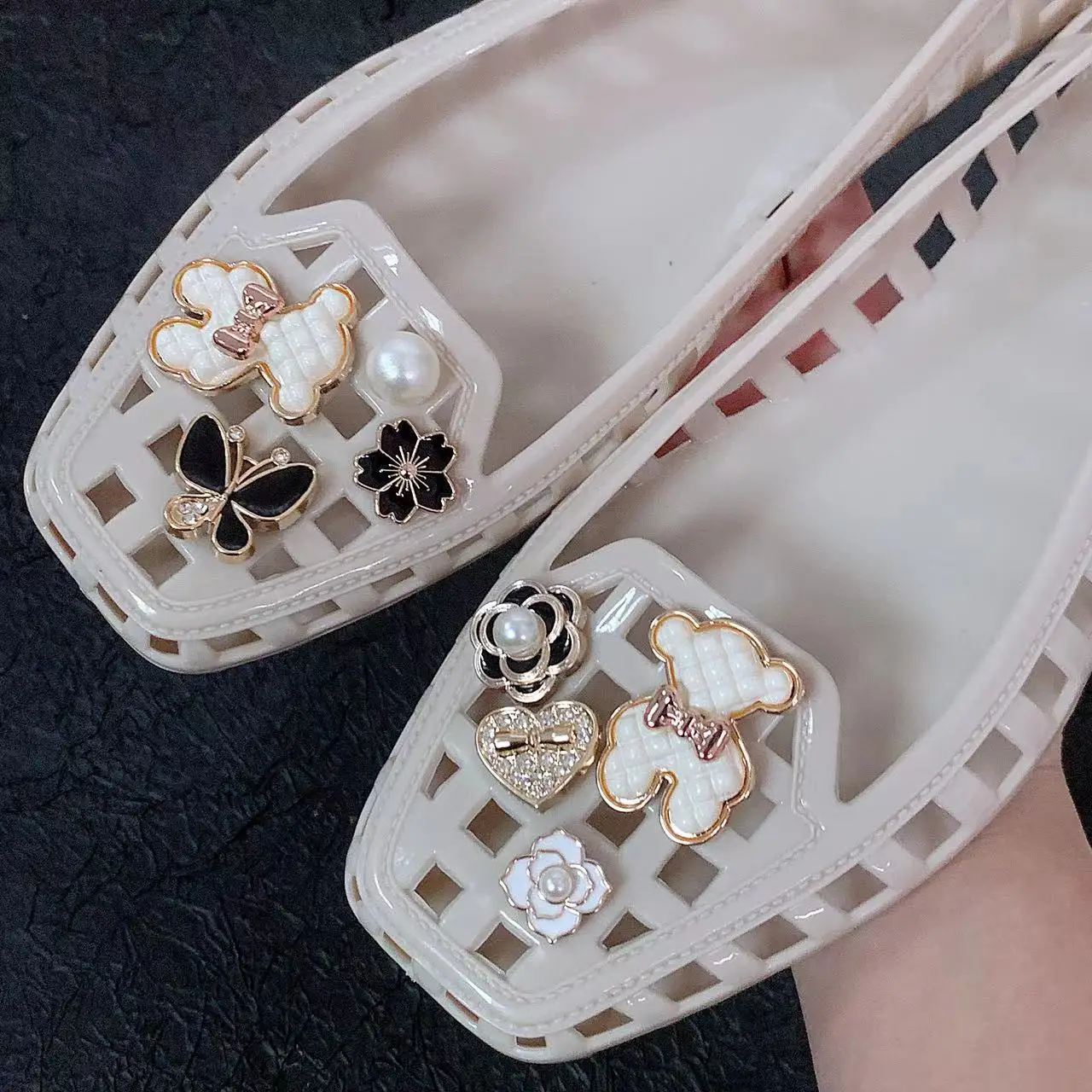 and Slippers For Women, New Summer Style, Square-Toed Women's Shoes, Colorful Bead Bow Set Accessories, Crystal Clogs,_vogvips.com