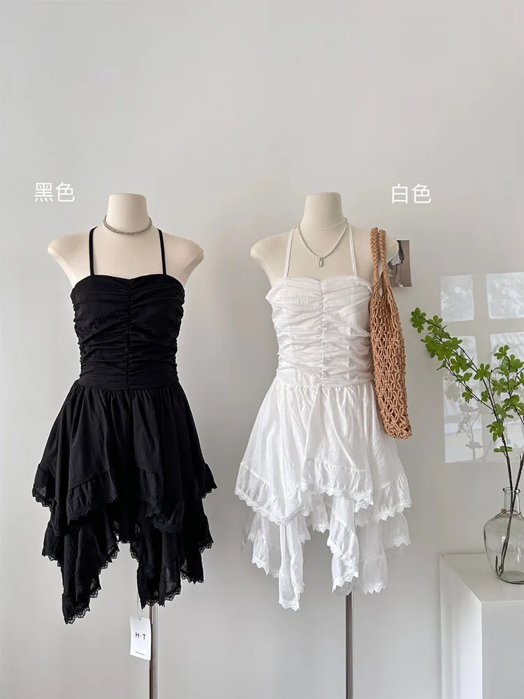 

Женское платье на бретельках-спагетти, с принтом