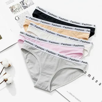2026 Mutandine della biancheria intima delle nuove donne Slip morbidi in cotone Biancheria intima femminile Ragazze Sport Moda Stampata Lingerie da donna Intimo